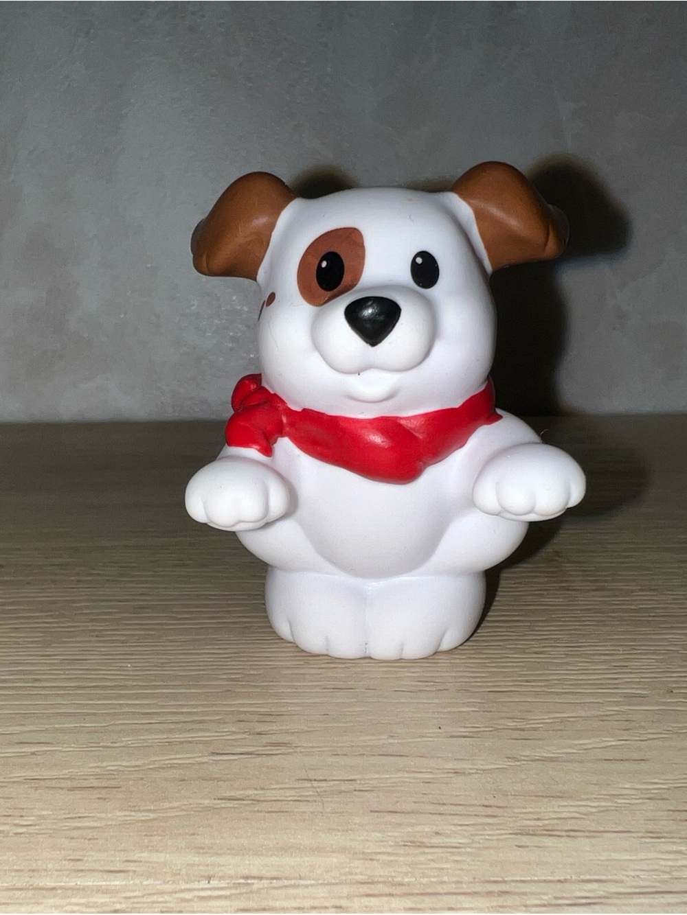 🐶 Fisher-Price Little People White & Brown Puppy Dog – 2004